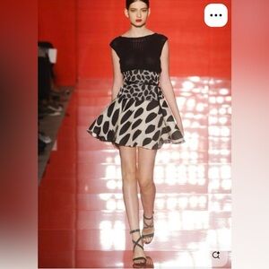 Les Copains one of a kind runaway Monochrome silk & leather corset belt.